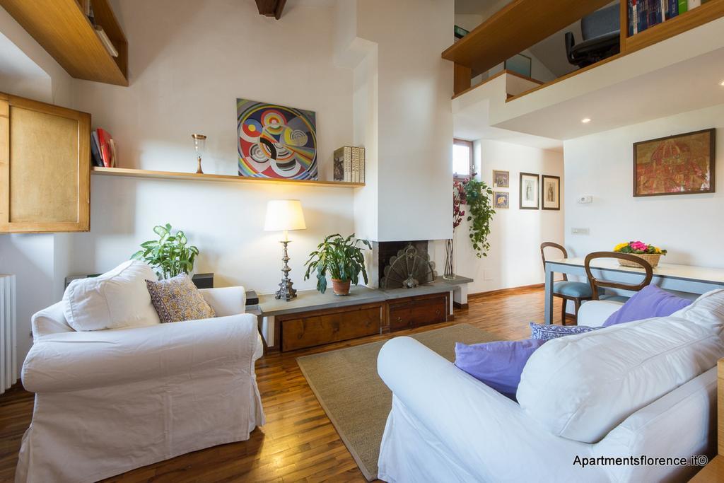 - Giulia's Loft